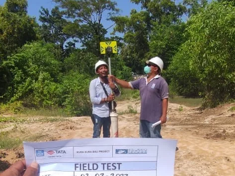 Field test jalur pipa telekomunikasi di area proyek
